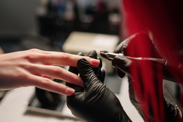 Ultimate Guide to Launch A Mobile Nail Salon Business