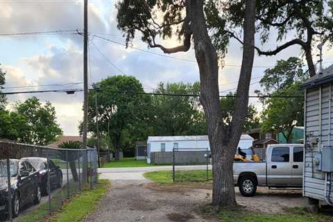 Exploring Properties in Montgomery County, TX: RV/Boat Parking Options
